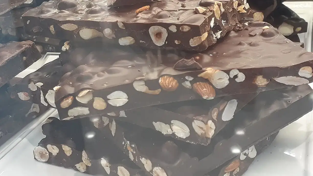 Hazelnut chocolate slabs